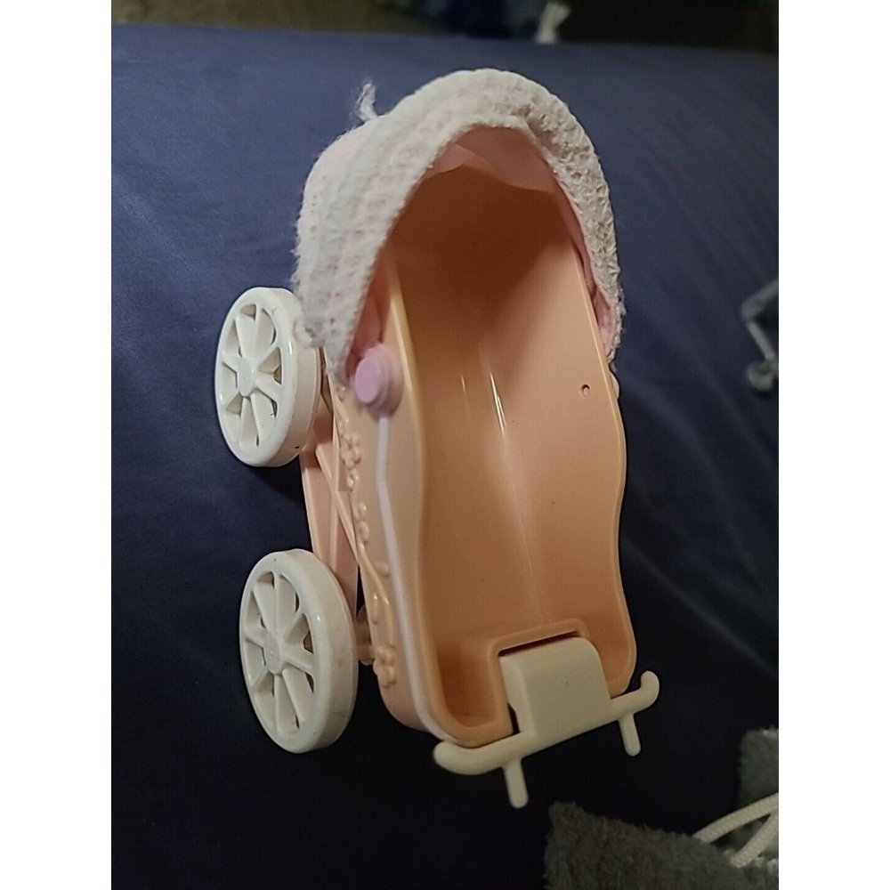 Mattel Carriage Barbie KELLY Tiny Steps Doll Stroller 1998